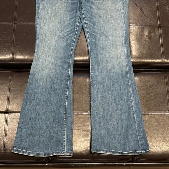 American Eagle Outfitters Blue Jeans - Picture 5 of 7